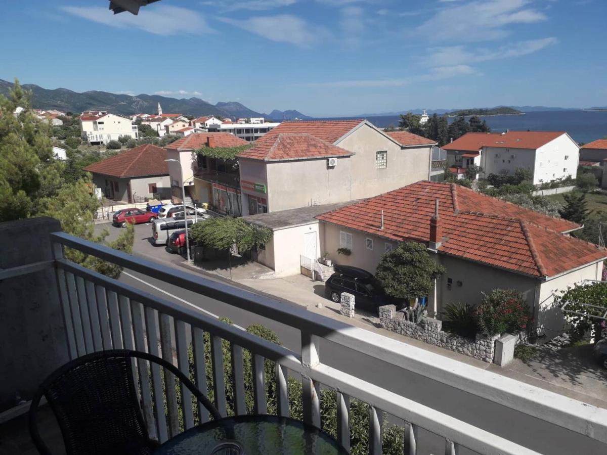 אורביץ Apartments Senka מראה חיצוני תמונה